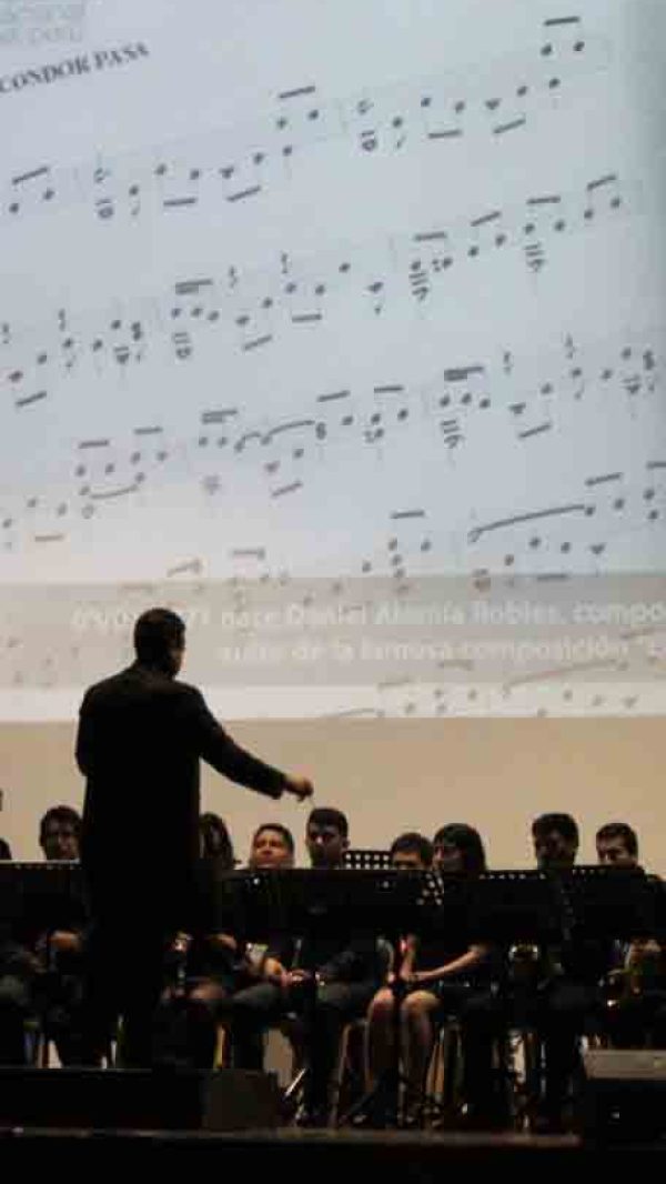 Presentacion-de-la-Sinfonica-Colegio-Champagnat